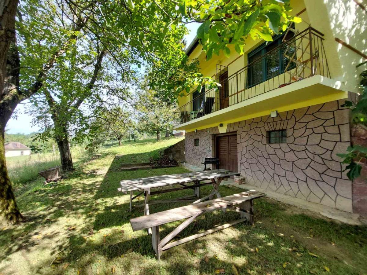 Marokahegy Apartment ซาลาคาโรส ภายนอก รูปภาพ
